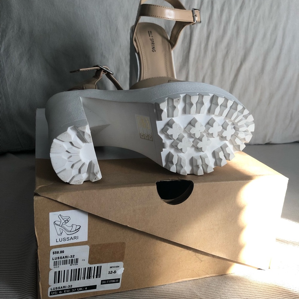 Call it Spring Heels - Picture 4 of 4
